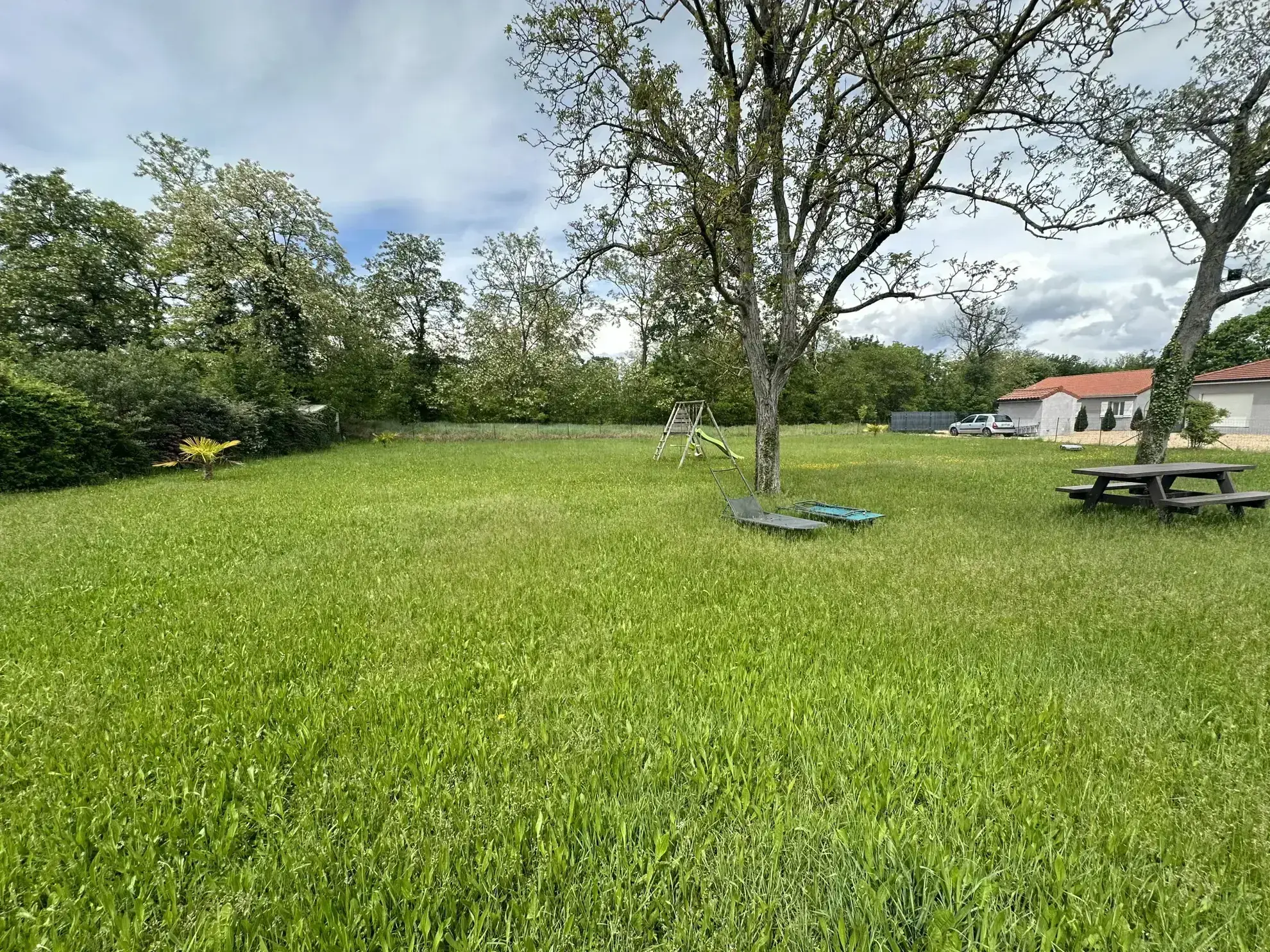 Villa récente de plain-pied à Maringues 