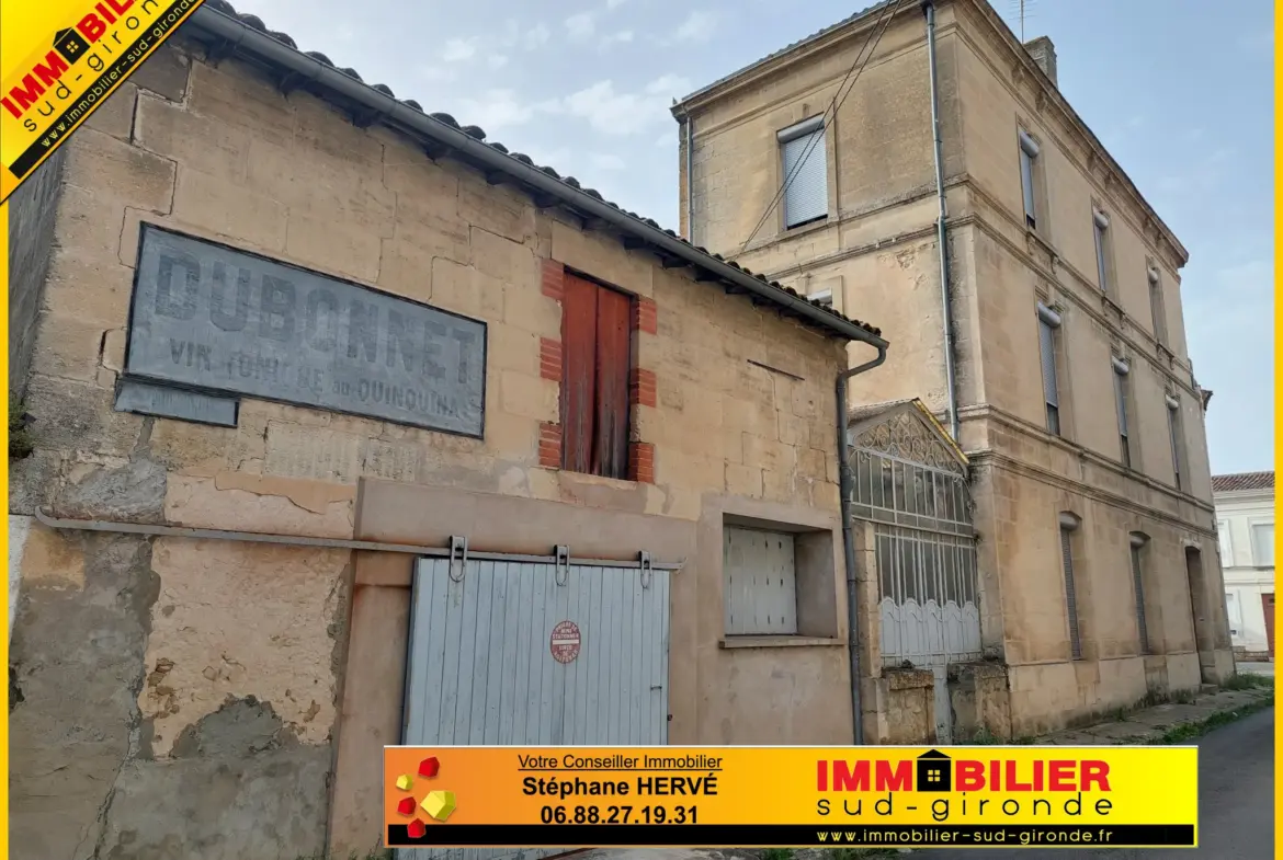 Maison en pierre à rénover à Barsac - 190 m² 