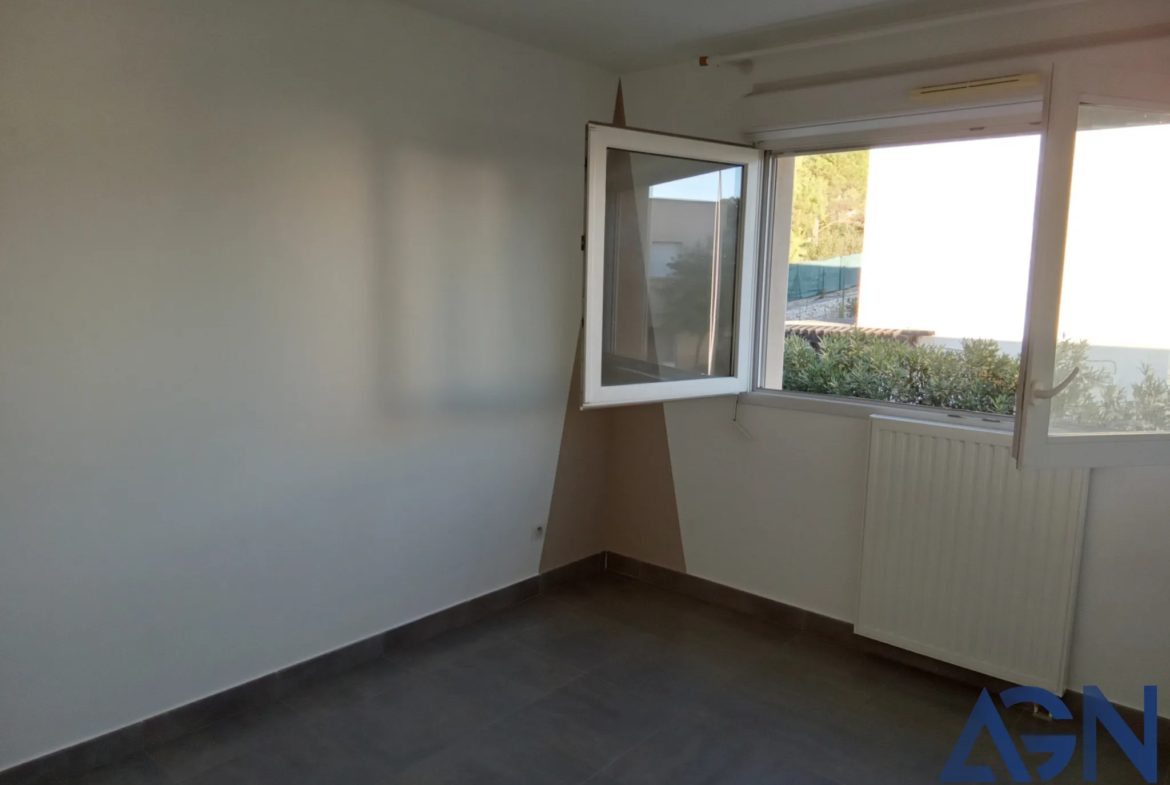 À Vendre : Maison 3 Pièces avec Jardin à Prades-le-Lez 