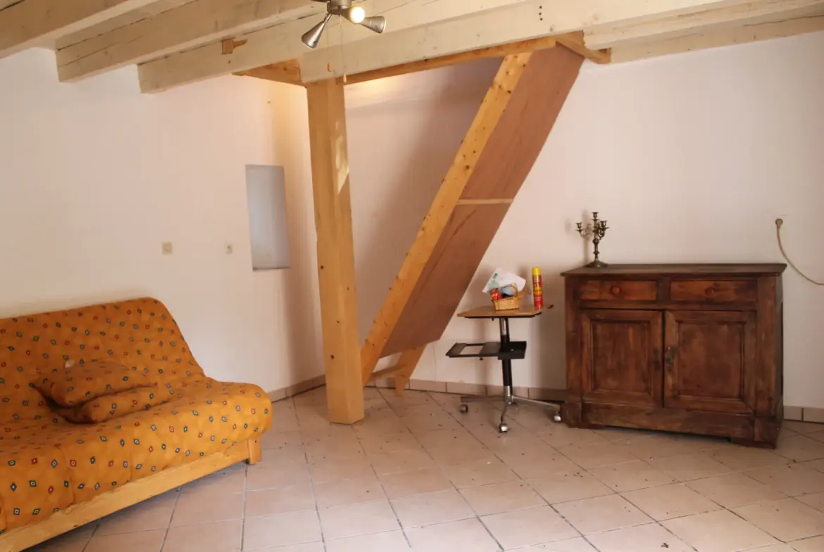 Maison à vendre à Saint-Saturnin - 1709 m² de terrain 