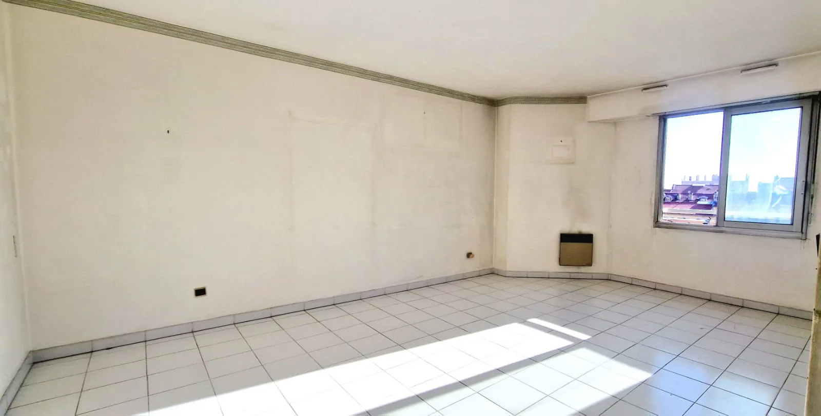 À vendre : Appartement T2 avec terrasse à Nice 