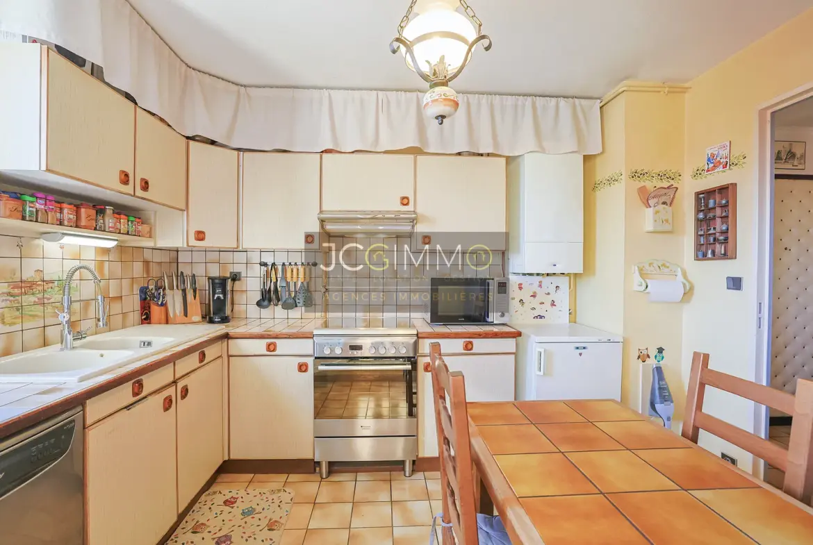 Vente Appartement T4 à Sollies Pont - 220 000 € 