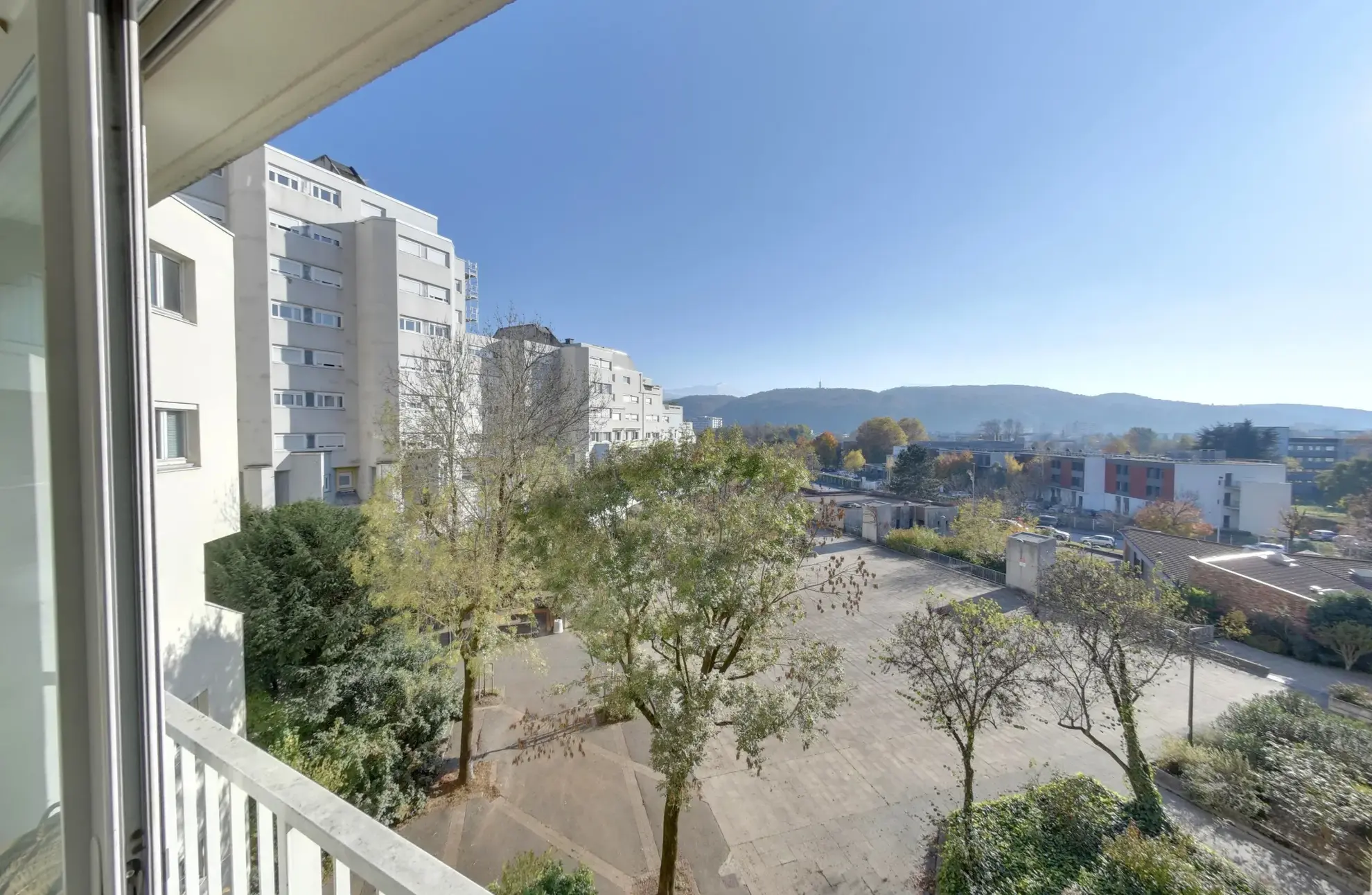 À vendre : Appartement T4 avec terrasse à Échirolles 