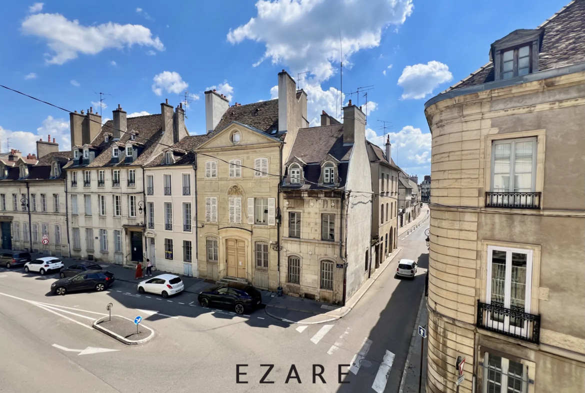 T4 en Duplex - Centre Historique de Dijon 