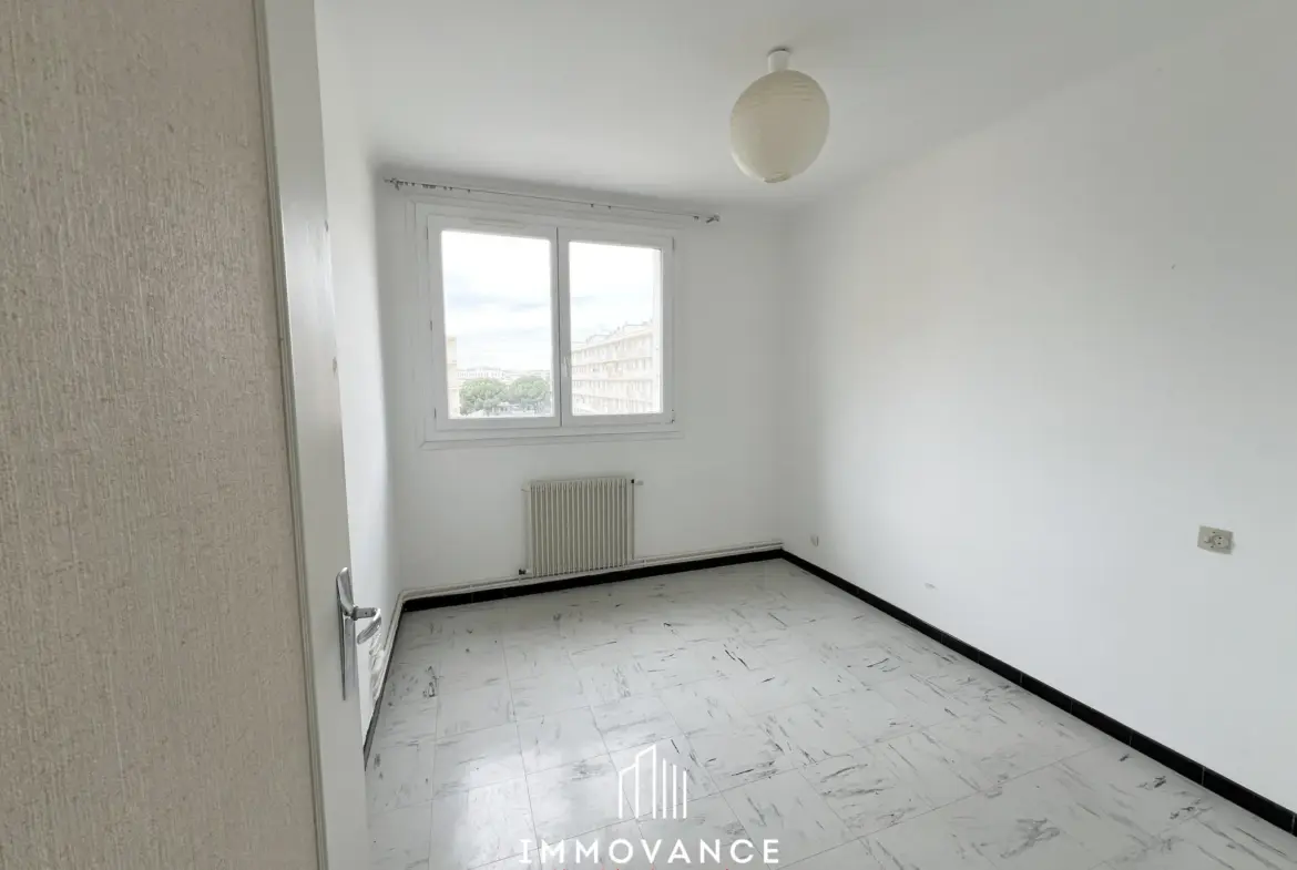 Appartement T4 à rénover de 80 m² à Montpellier dans le quartier Saint Martin 