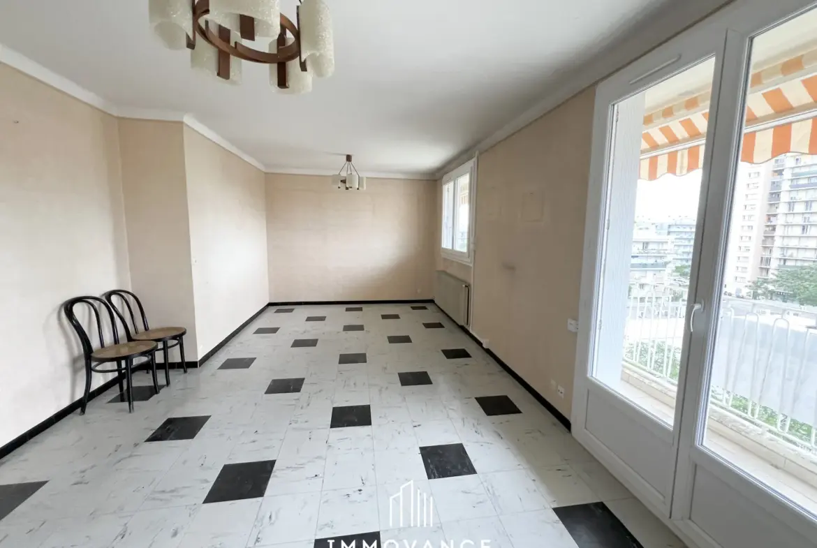 Appartement T4 à rénover de 80 m² à Montpellier dans le quartier Saint Martin 