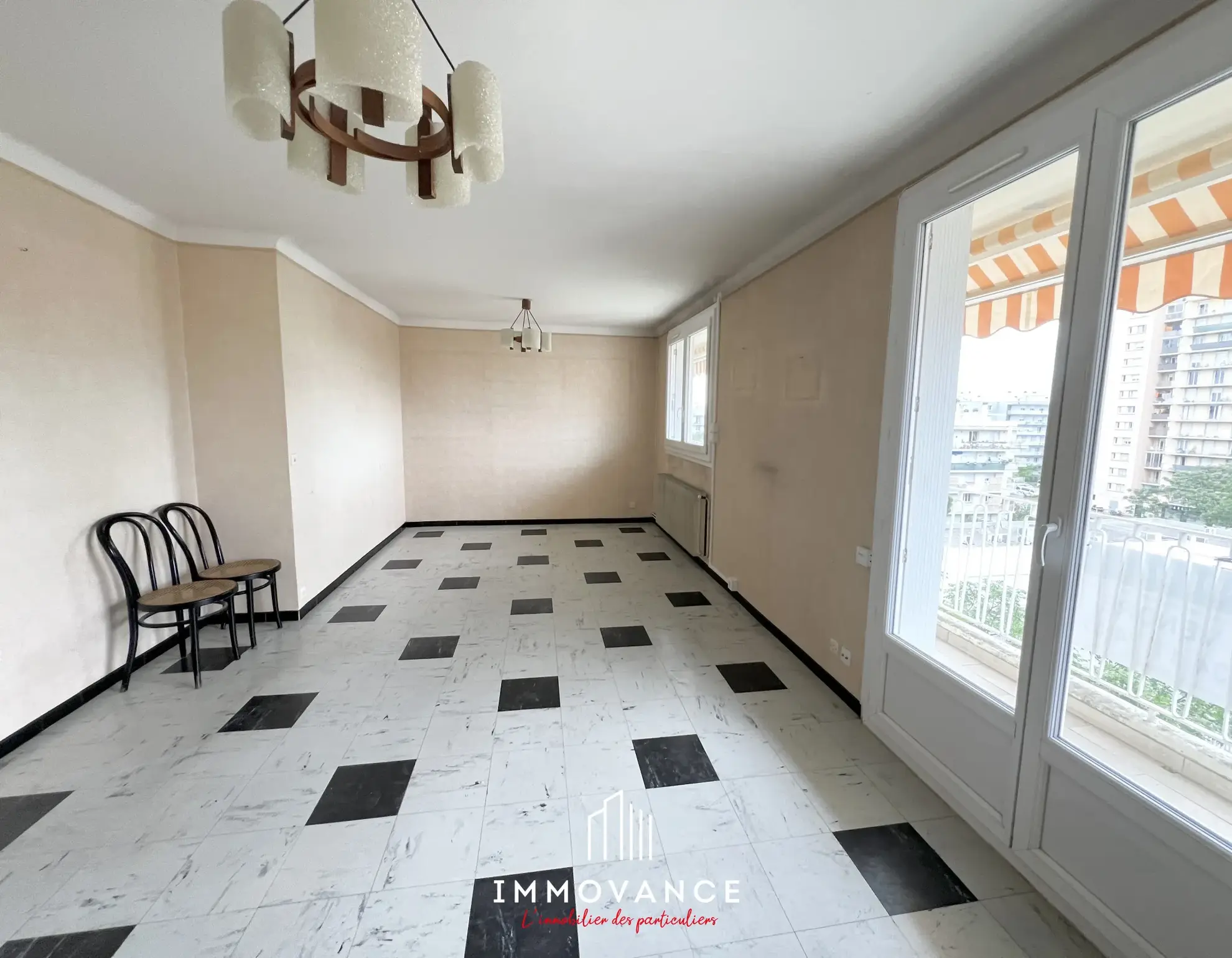 Appartement T4 à rénover de 80 m² à Montpellier dans le quartier Saint Martin 