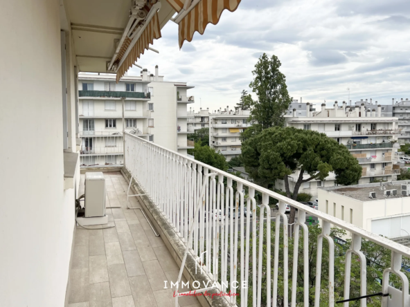 Appartement T4 à rénover de 80 m² à Montpellier avec balcon et cave