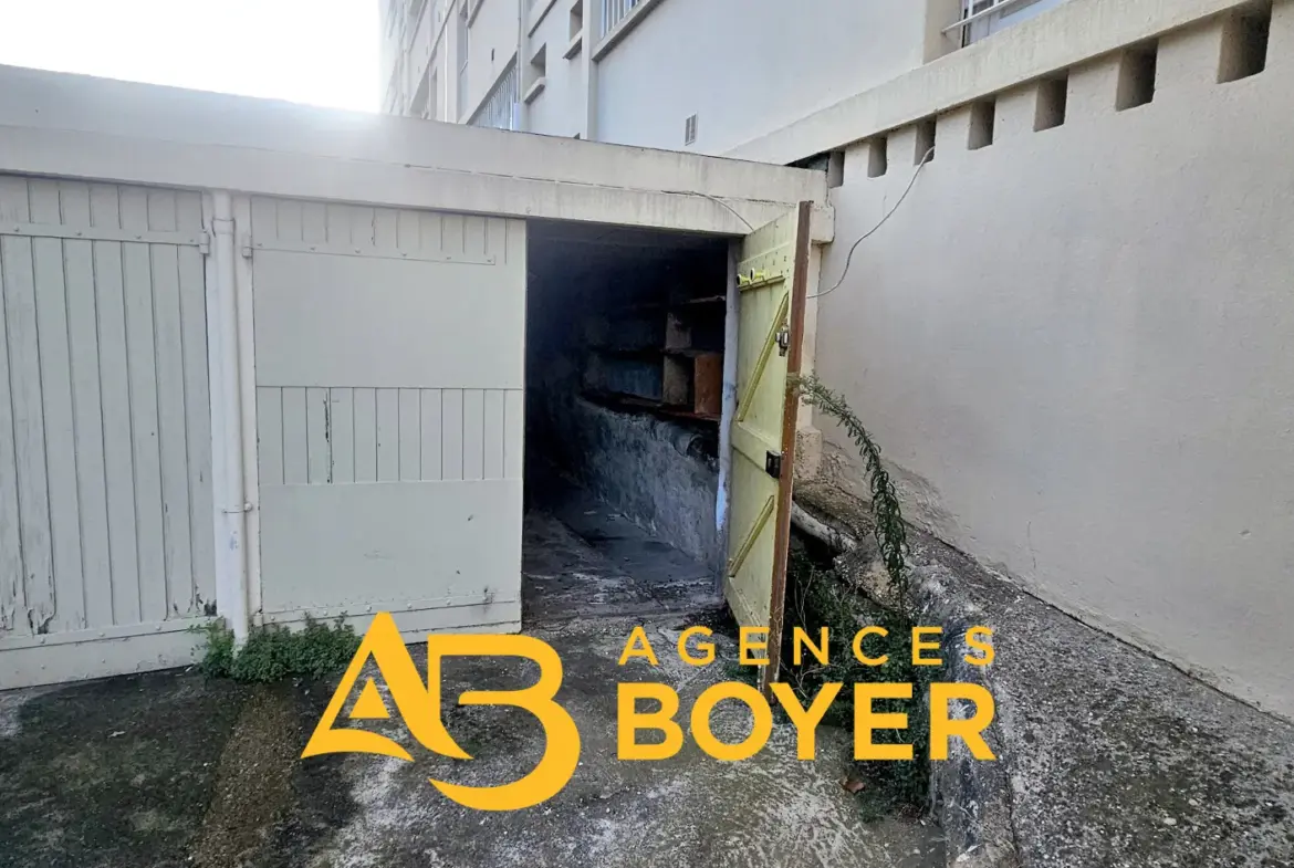 Vente Appartement T3 à Toulon - Balcon, Garage et Cave 