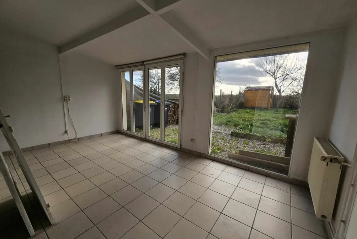 À vendre : Maison de ville à Oisemont avec jardin 