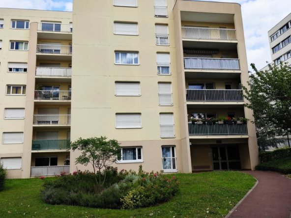 Appartement dernier étage avec balcon à acheter à Pontoise