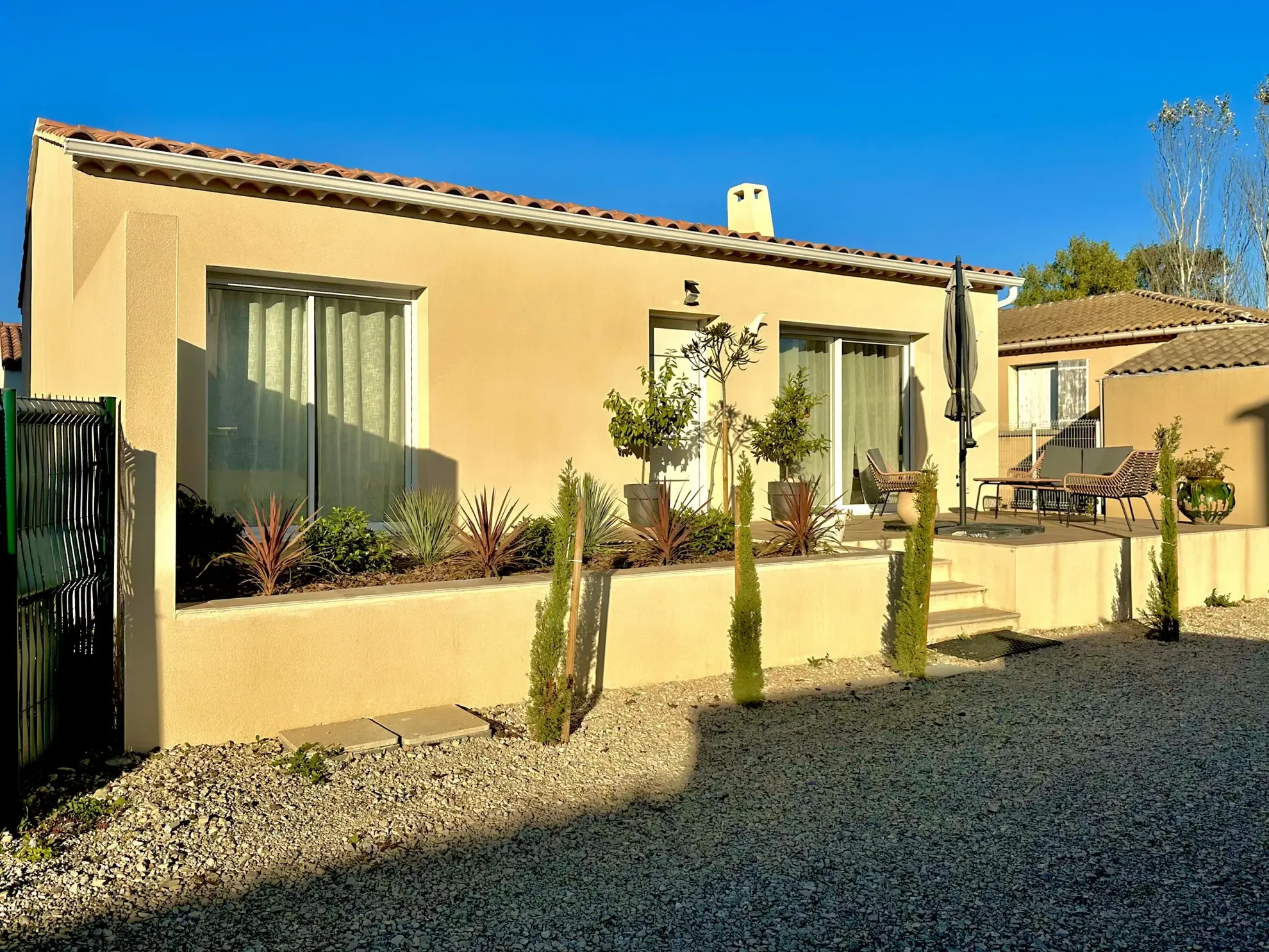 Villa moderne à vendre à Ste Cécile les Vignes - 1 chambre 