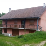 Maison spacieuse avec vue sur la chaîne des puys à Lachaux