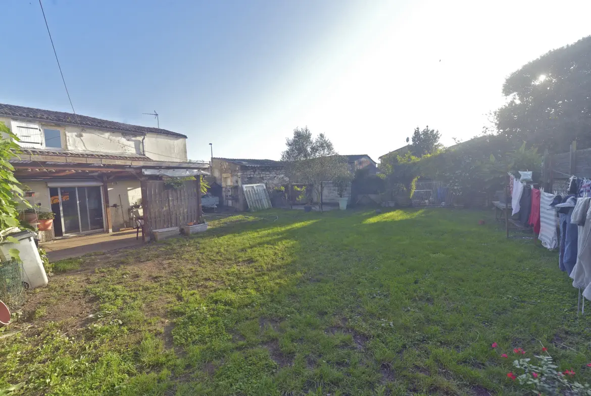 Grande Maison Charentaise à Nieulle Sur Seudre 