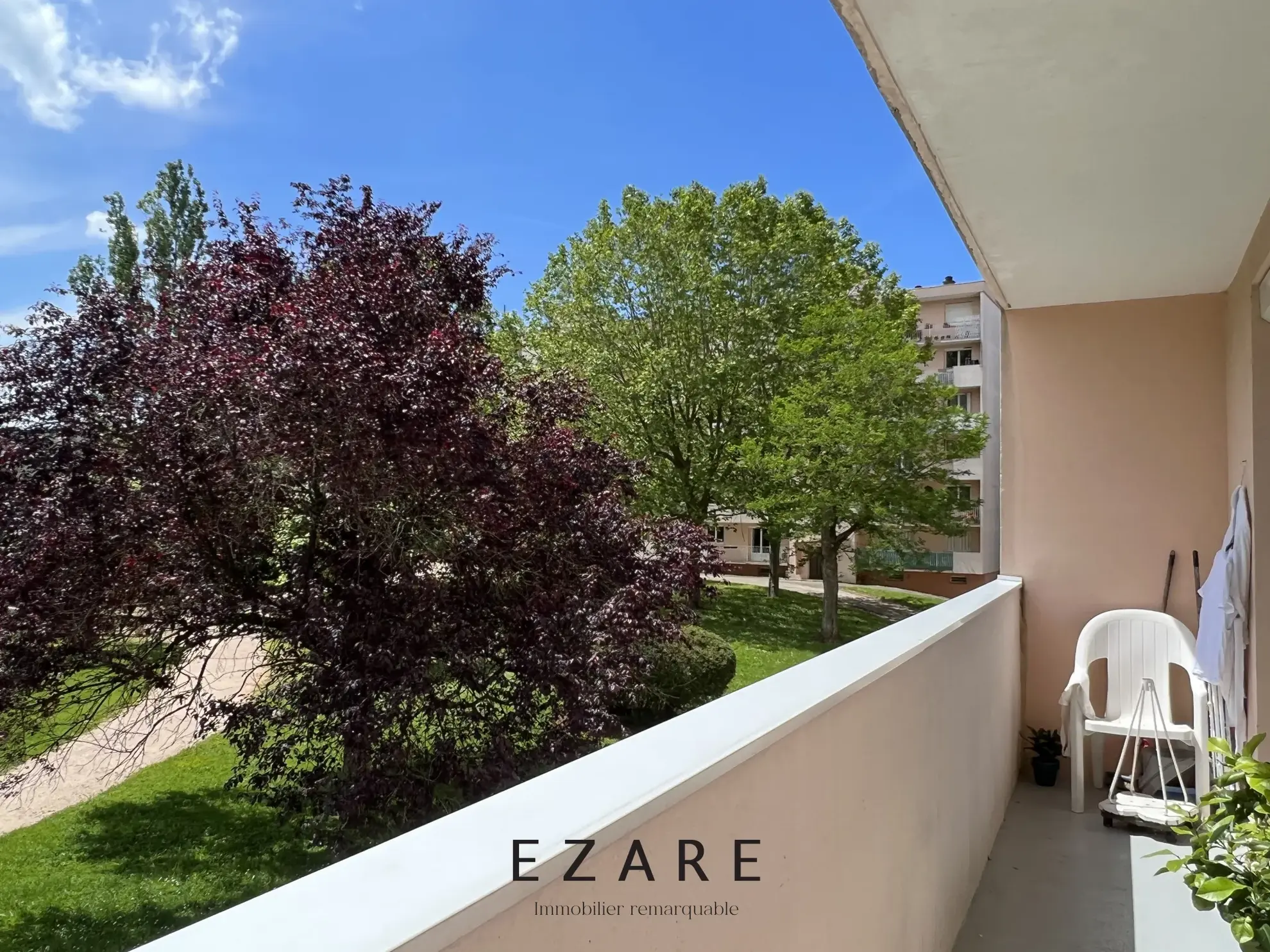 Appartement T3 avec balcon et vue dégagée à Dijon 