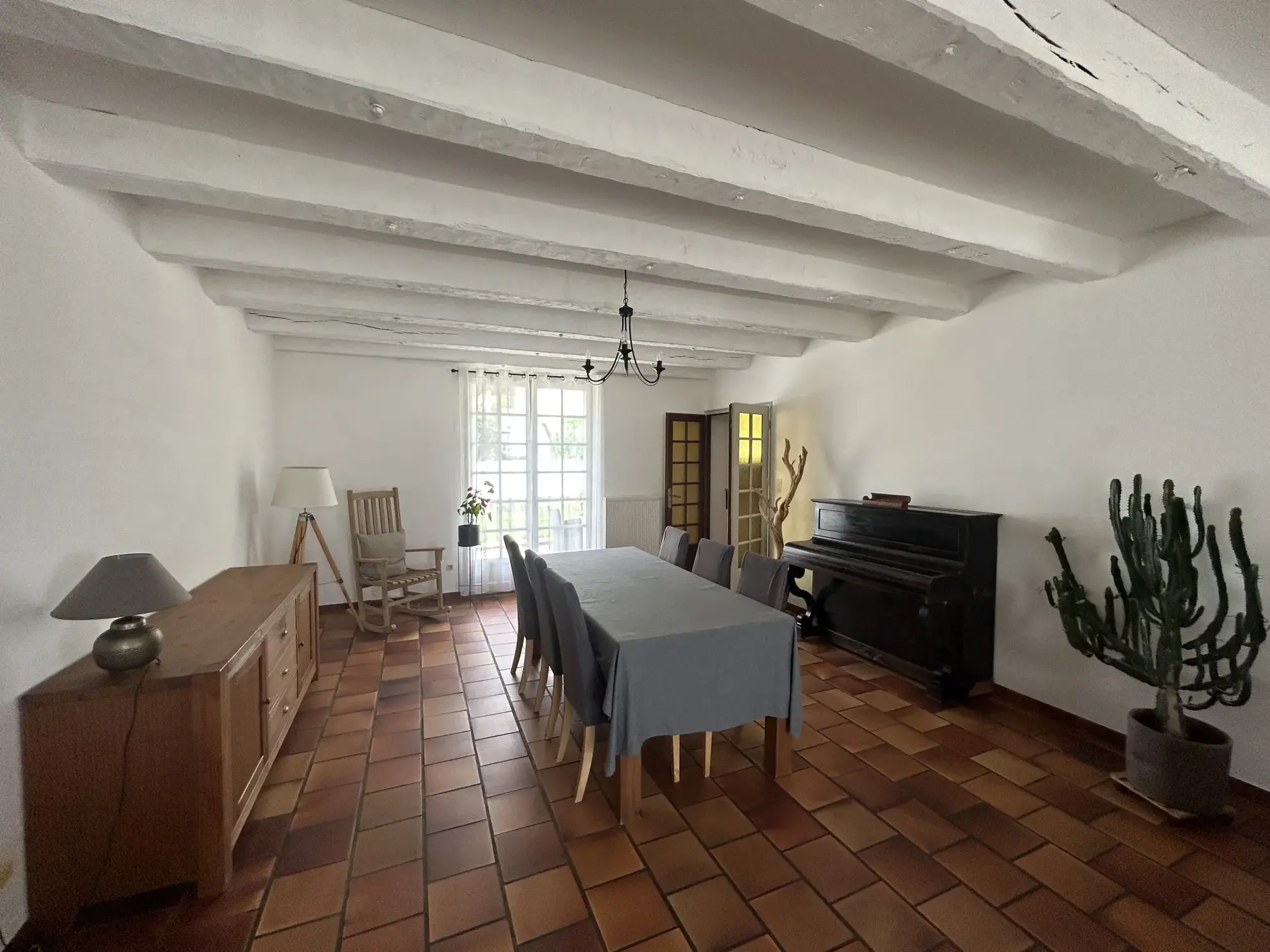 Maison à Egletons en Corrèze avec piscine et sous-sol 