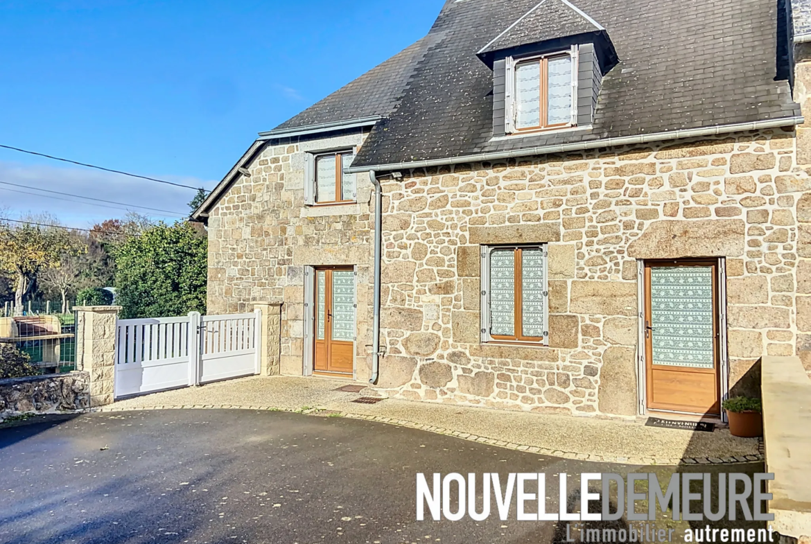 Maison en pierres de 93 m² à Chauvigné à vendre 