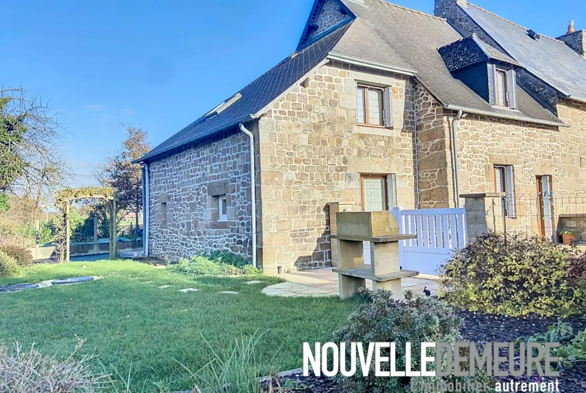 Maison en pierres de 93 m² à Chauvigné à vendre 