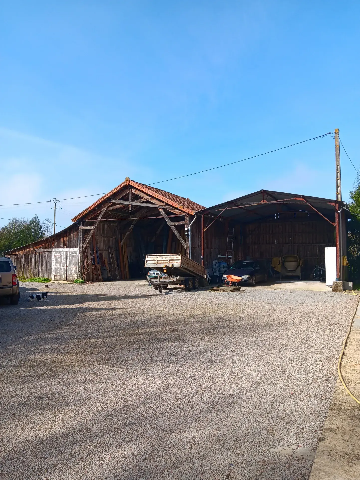 Longère à vendre au Mêle-sur-Sarthe - 4 pièces, 3 500 m² de terrain 