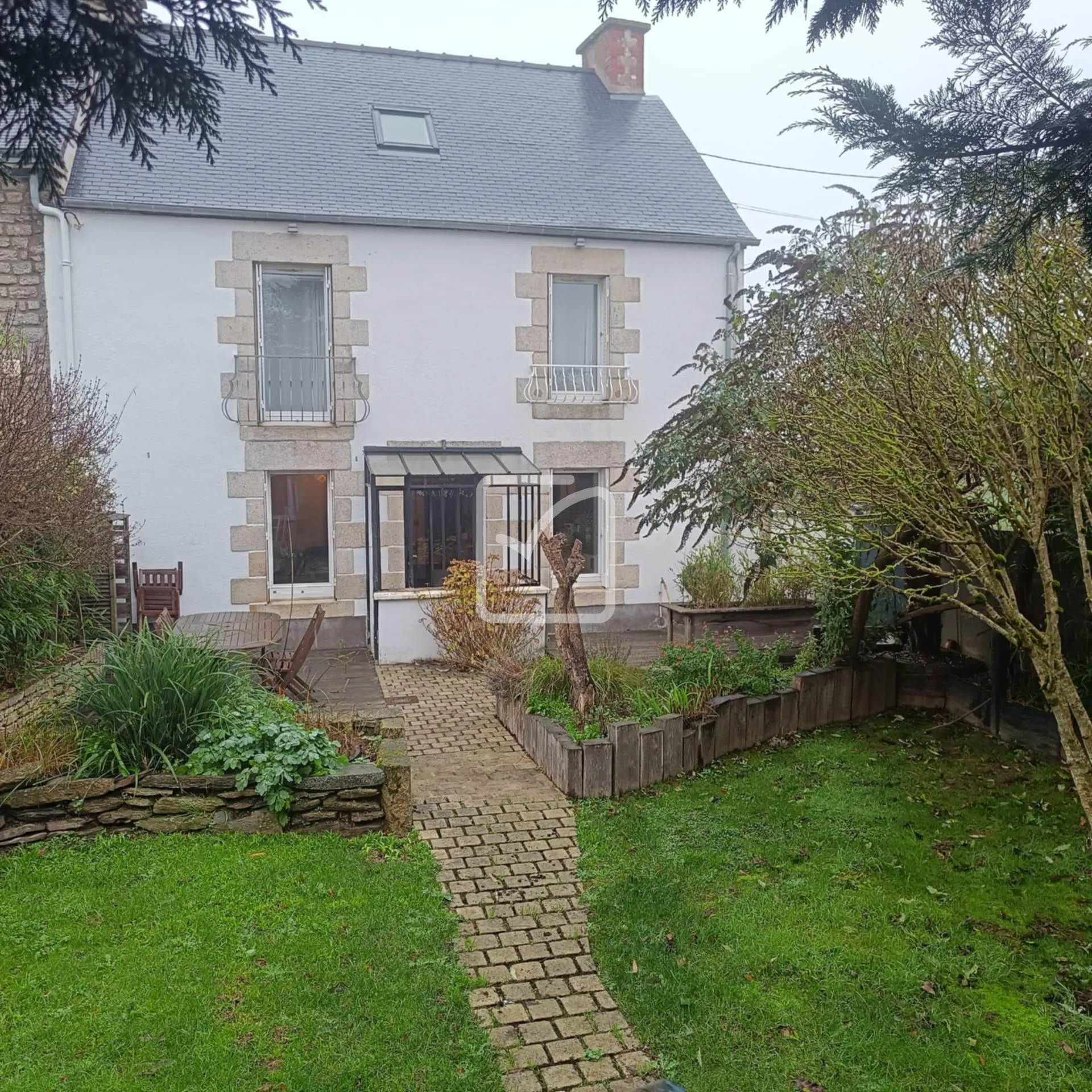 Charmante maison 4 chambres avec jardin à Taupont 