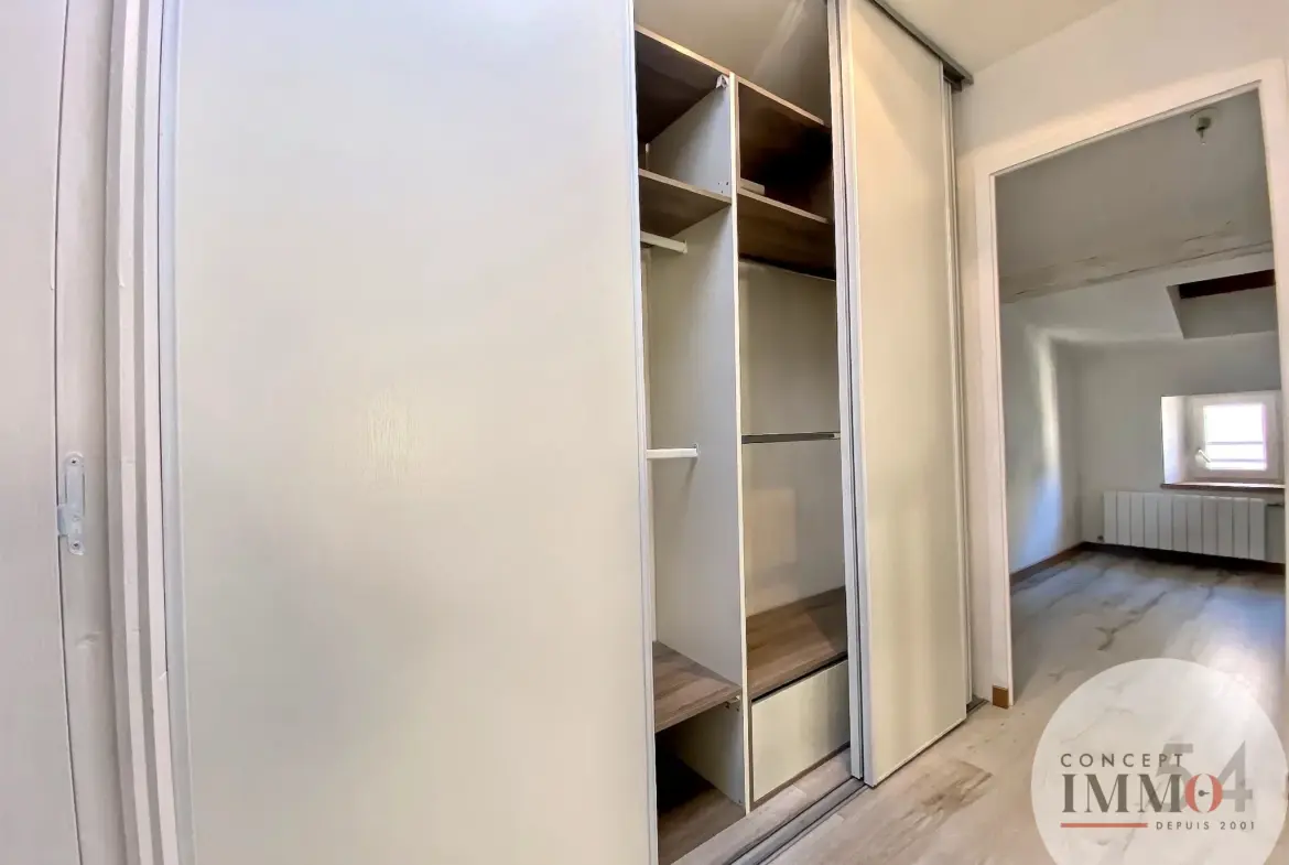 Maison rénovée de 85 m² à Toul - 130 000 € 