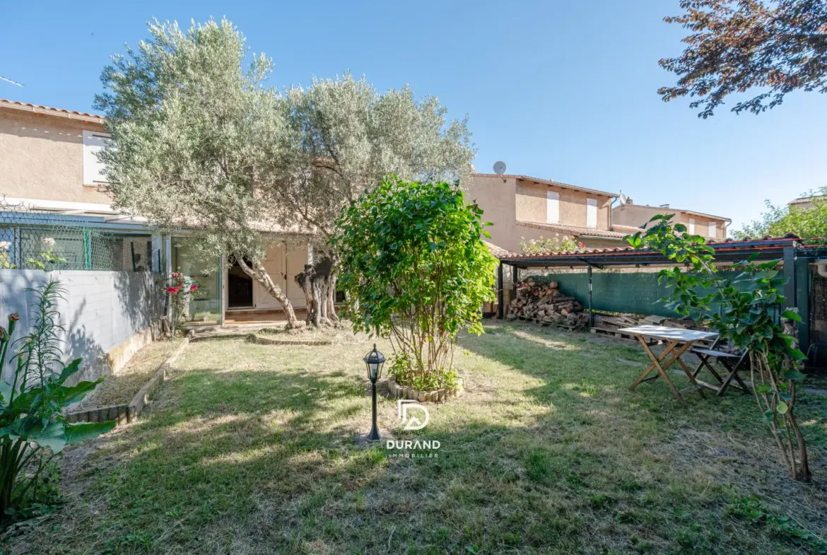 Charmante maison avec jardin à Les Mees 