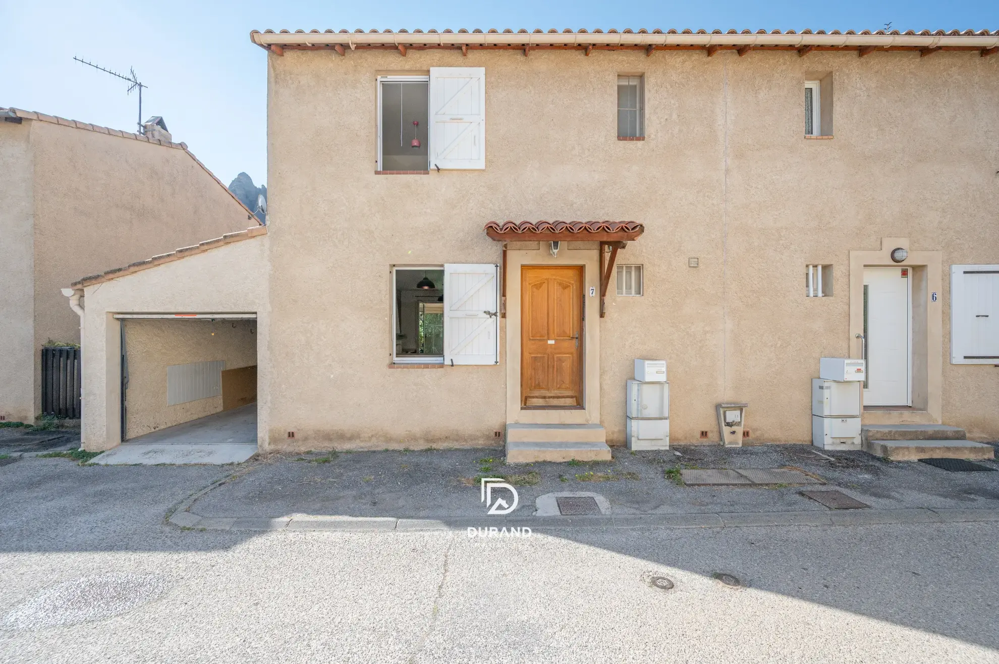 Charmante maison avec jardin à Les Mees 