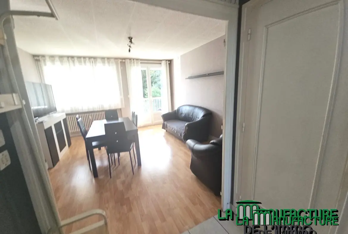 À vendre : Appartement F3 traversant avec garage à Saint-Étienne 