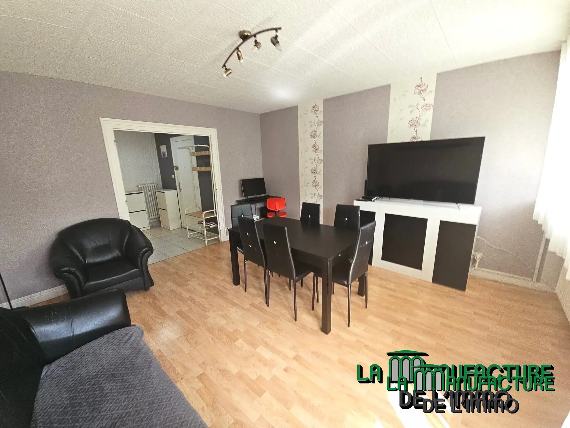 À vendre : Appartement F3 traversant avec garage à Saint-Étienne 