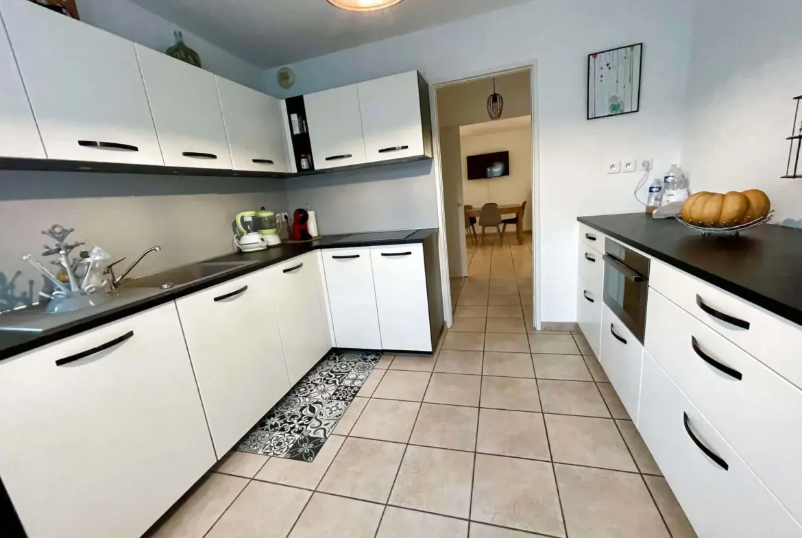 Appartement spacieux de 3 chambres à vendre à Sisteron - Le Thor 