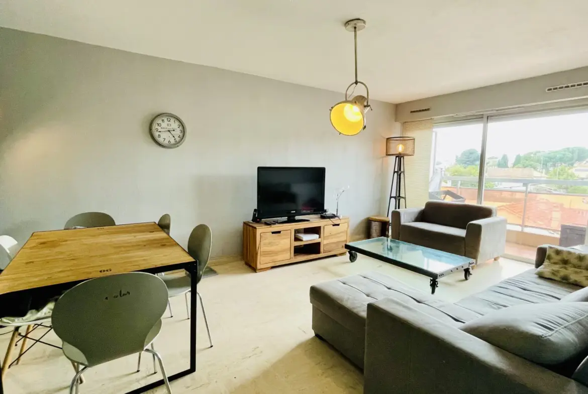 À vendre : Appartement 2 pièces 49 m² avec terrasse à Le Cannet 