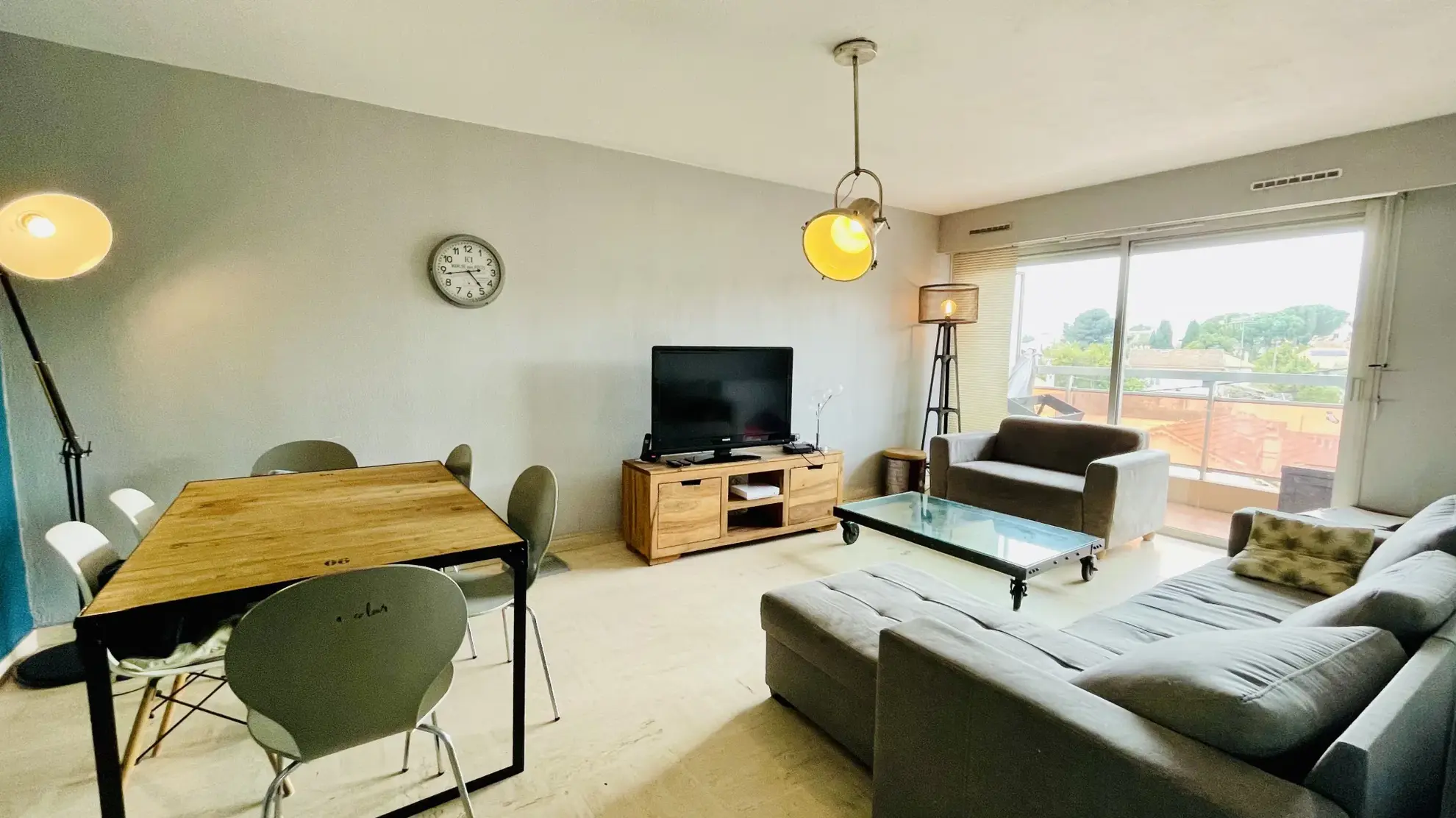 À vendre : Appartement 2 pièces 49 m² avec terrasse à Le Cannet 