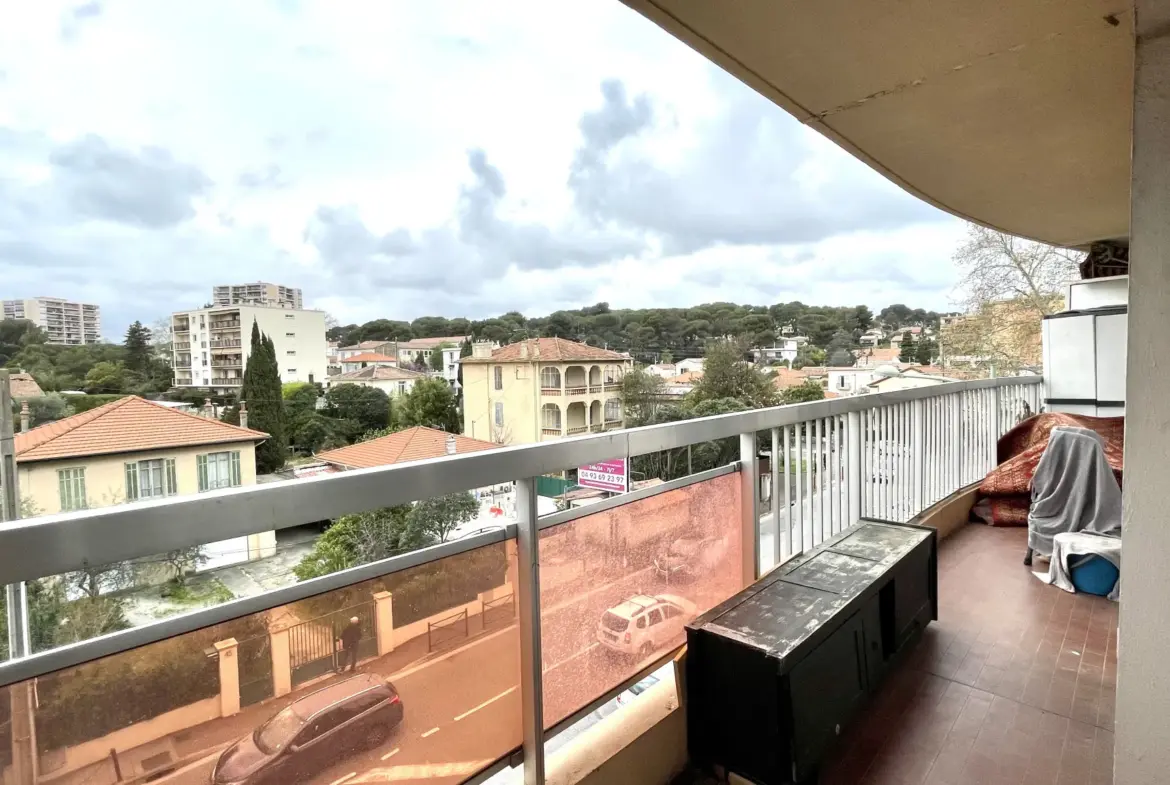 À vendre : Appartement 2 pièces 49 m² avec terrasse à Le Cannet 