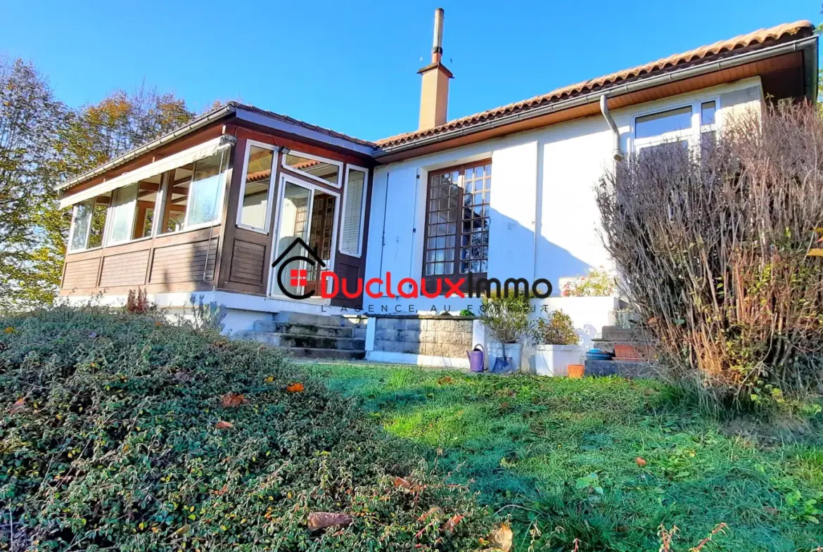 Maison individuelle à Giou-de-Mamou avec 5 chambres à vendre 