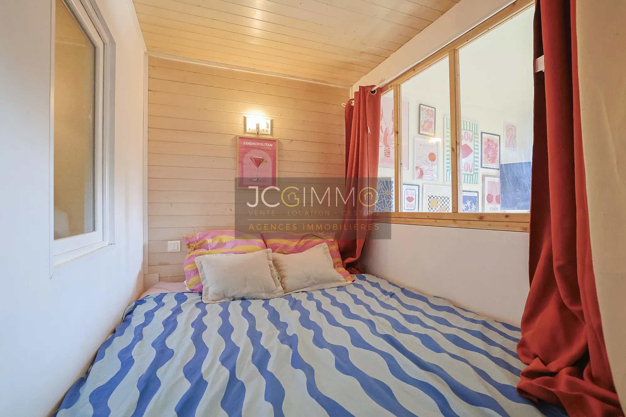 À vendre : Beau rez-de-jardin 27 m² à Hyères - Costebelle 