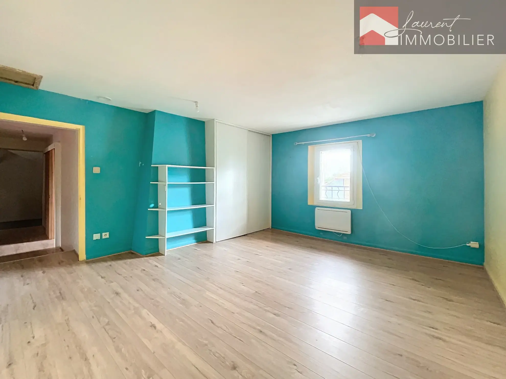 Maison rénovée de 187 m² avec 3 chambres à Saint Etienne Sur Reyssouze 