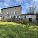 Charmante Maison de Campagne à Saint Symphorien de Lay