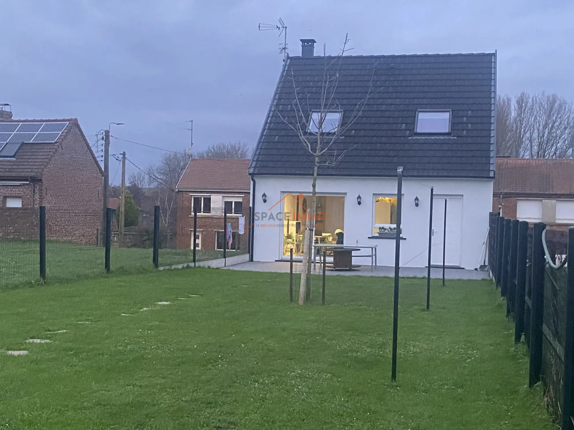 Maison individuelle à Verchain-Maugré - 93 m² avec jardin et garage 