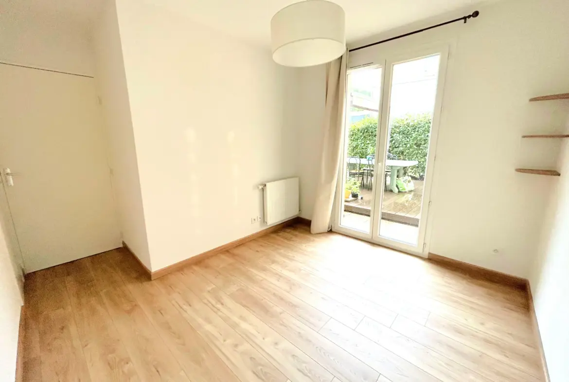 Bel appartement F2 avec jardin à Saint-Genest-Lerpt 