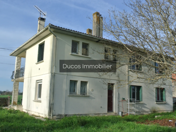 Maison avec 2 logements à vendre à St Pardoux du Breuil - 129320 EUR