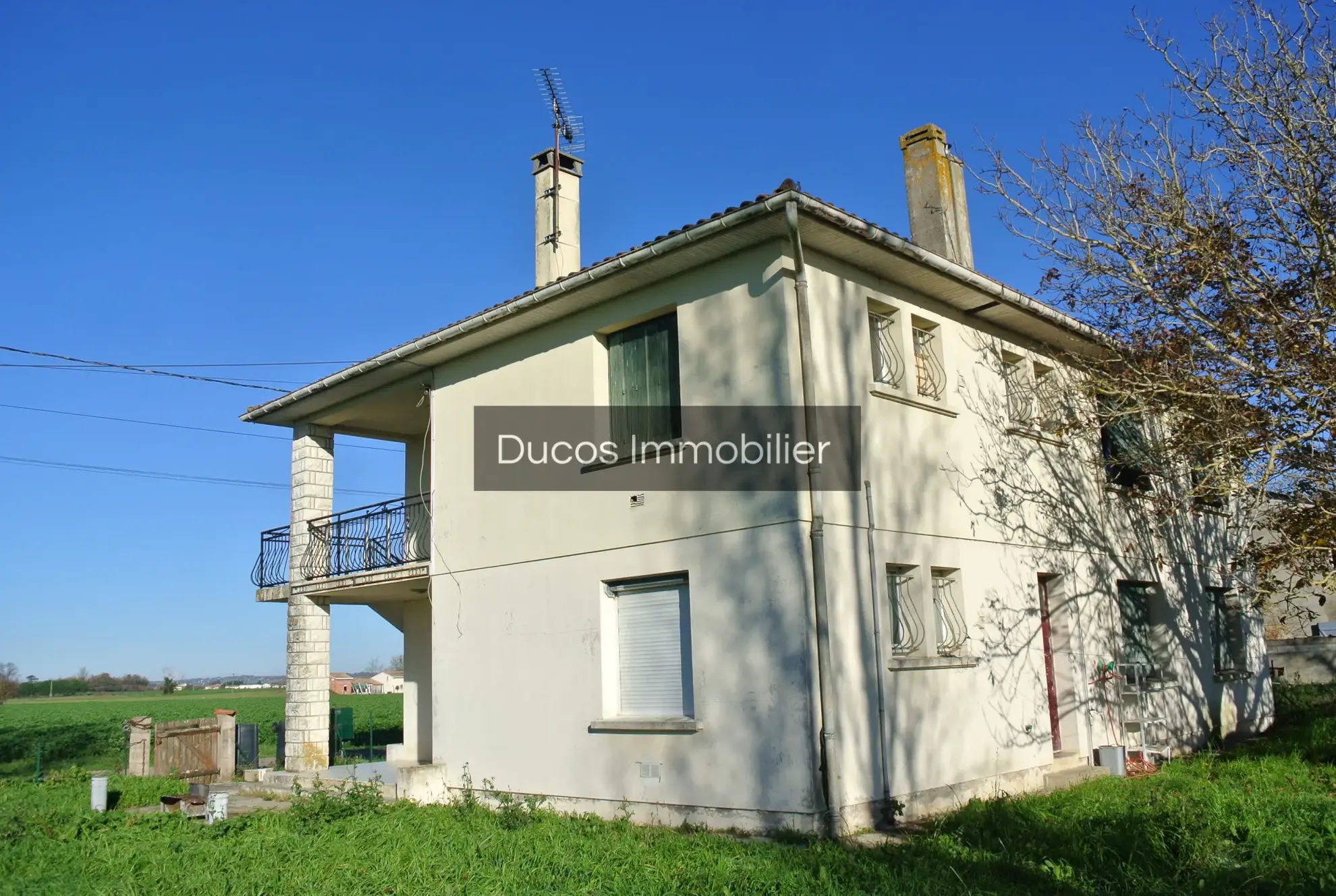 Maison à vendre avec 2 logements à Fauguerolles 