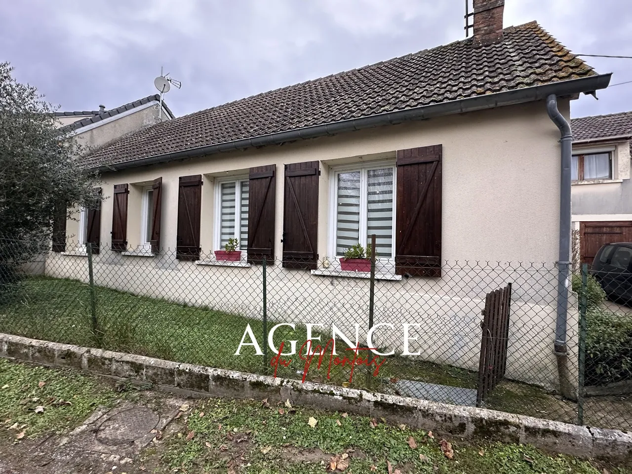 Maison à vendre entre Donnemarie et Montereau avec jardin 