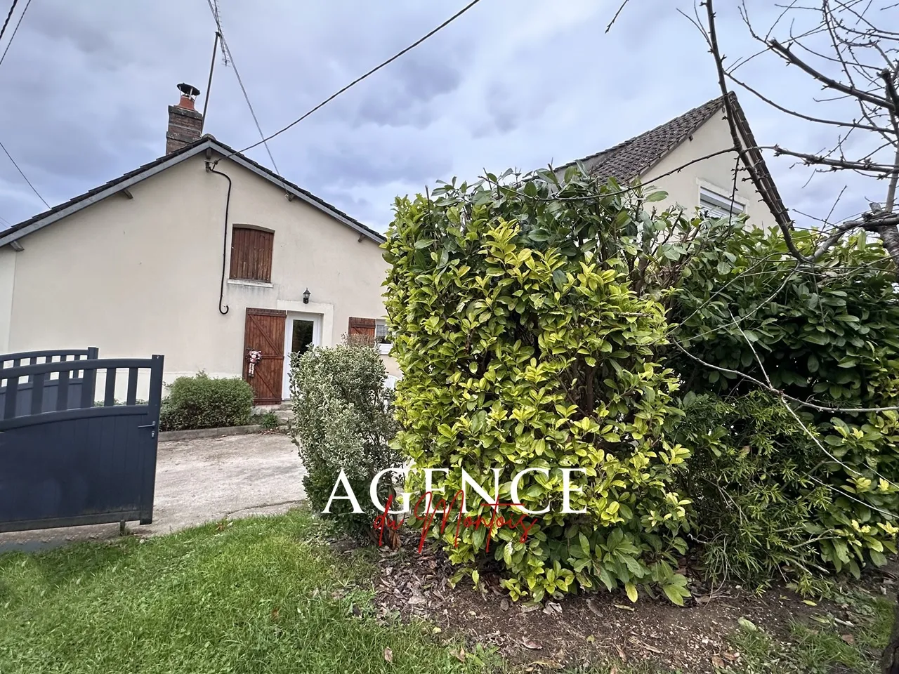 Maison à vendre entre Donnemarie et Montereau avec jardin 