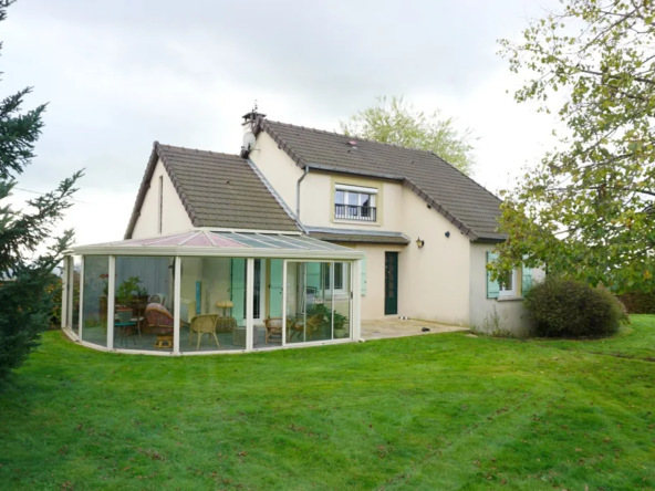 Belle maison avec piscine à La Motte St Jean