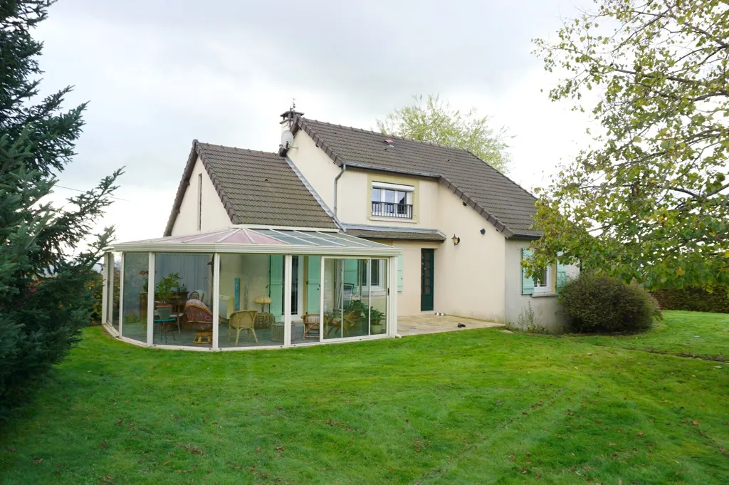 Belle maison avec piscine à La Motte St Jean 