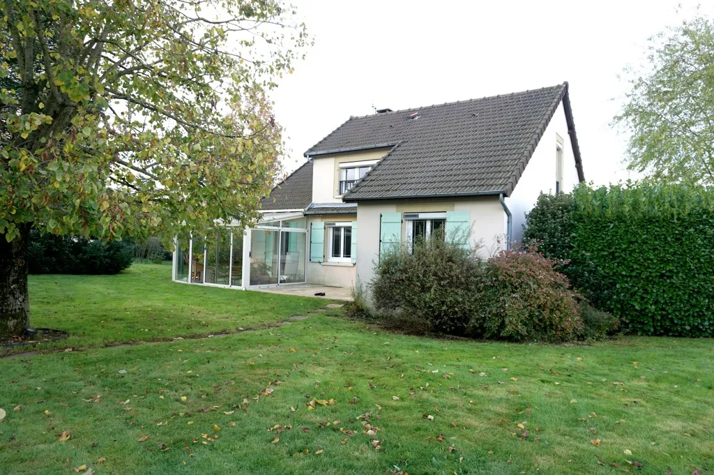 Belle maison avec piscine à La Motte St Jean 