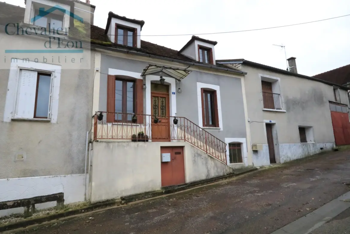 Maison à vendre à Vezinnes, proche de Tonnerre - 50 000 EUR 