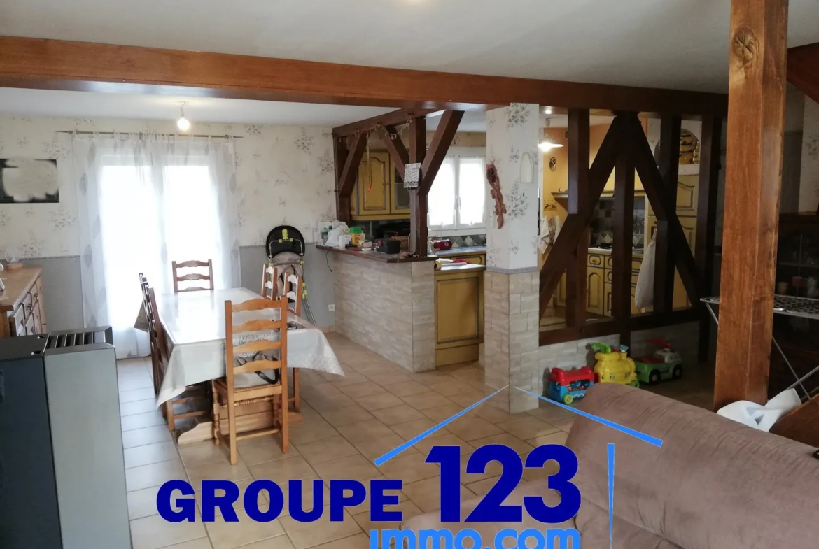 Maison à vendre à Guerchy avec 4 chambres et piscine hors-sol 