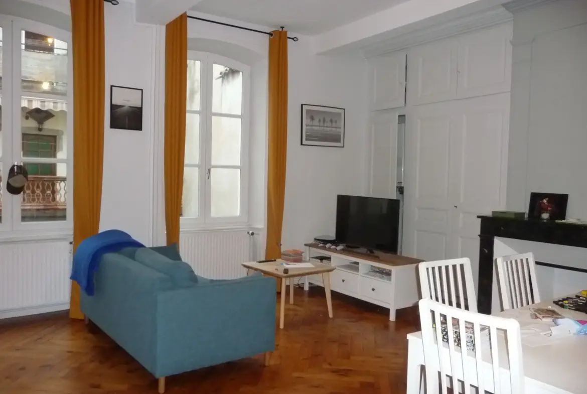 Appartement T.3 de 82 m² au calme à Montbrison 