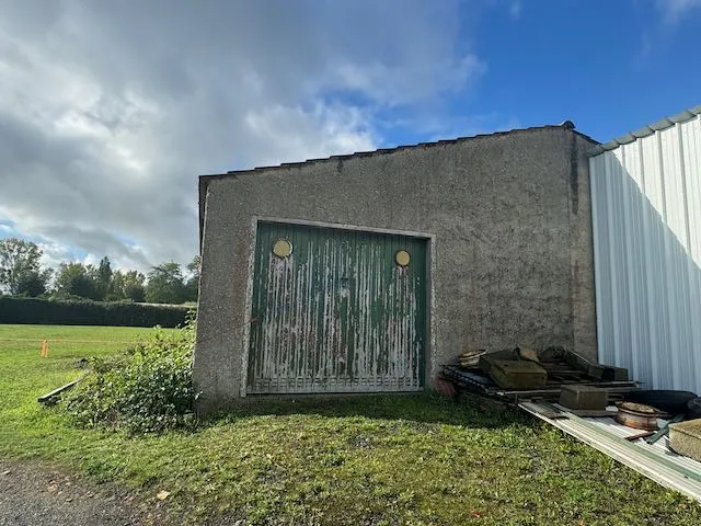 Charmante maison de plain-pied 3 chambres et 1 bureau aux Pineaux 